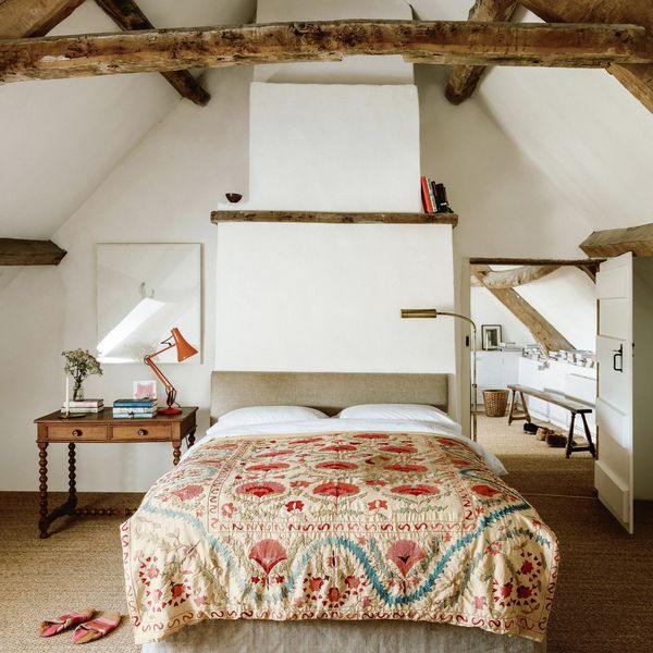 La circulation dans la chambre impose la place du lit