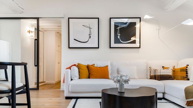 À Aix-en-Provence, ce loft rénové allie élégance intemporelle et sérénité