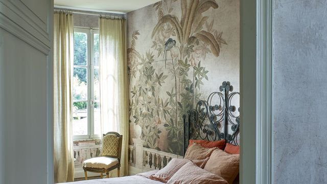 Rêverie et douceur : 24 papiers peints qui changent la chambre