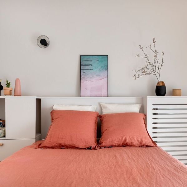 Optimiser le rangement en tête de lit
